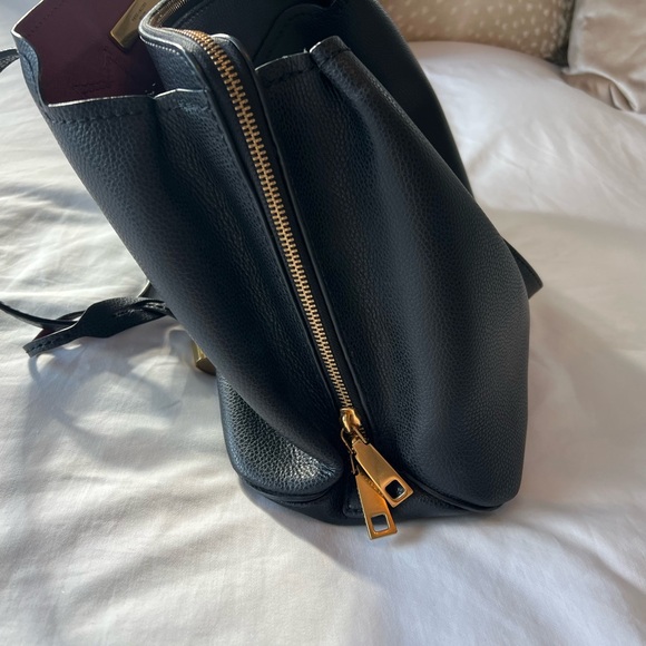 Marc Jacobs Black Pebbled Leather Tote with Gold Hardware - Picture 10 of 13